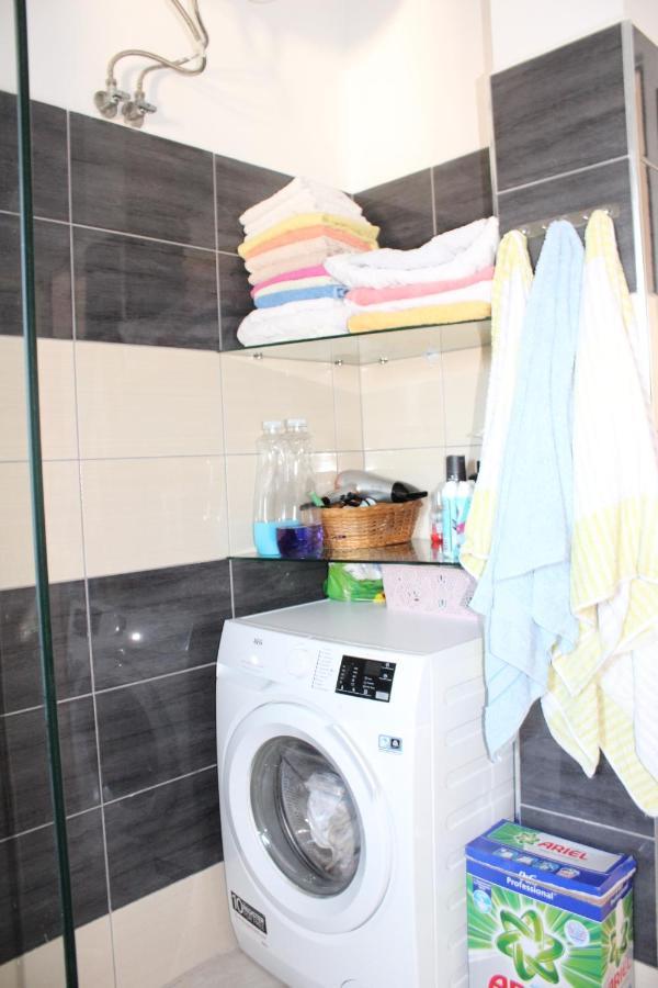 Leva'S Apartments ซารานเดอ ภายนอก รูปภาพ