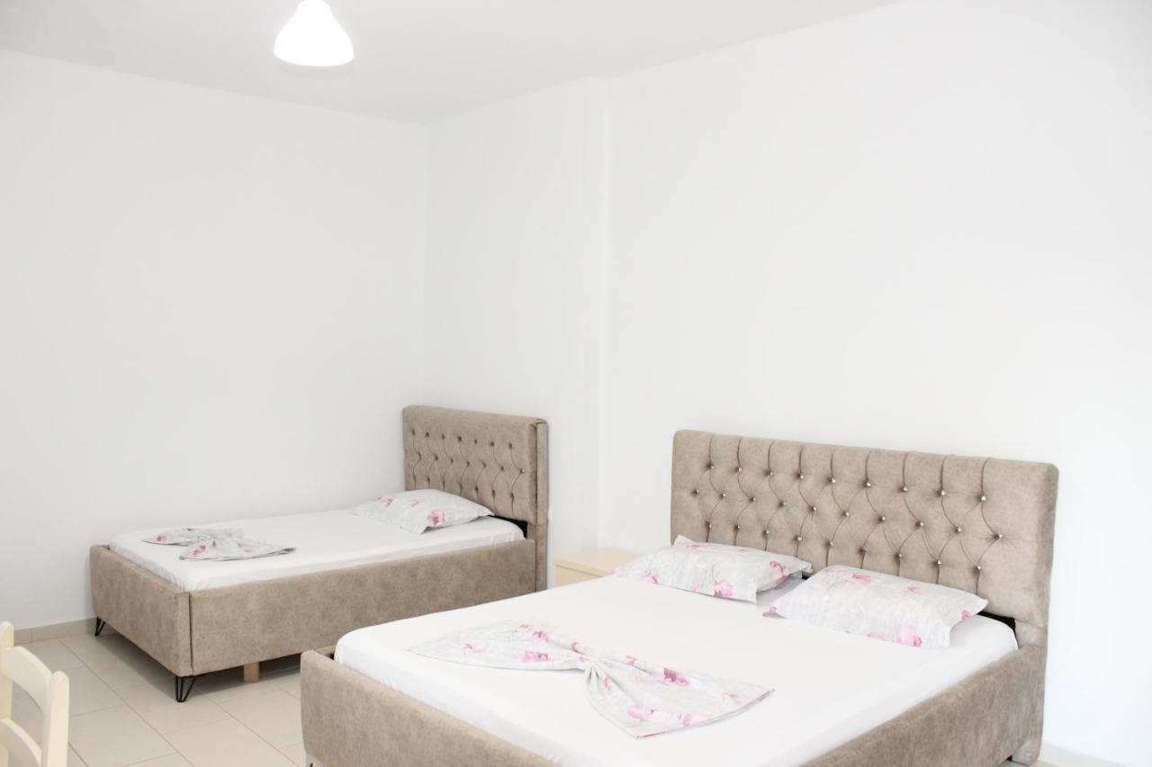 Leva'S Apartments ซารานเดอ ภายนอก รูปภาพ