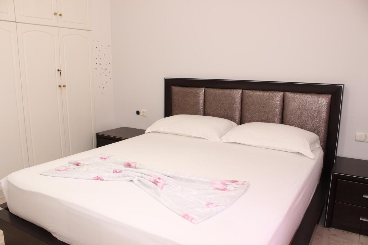 Leva'S Apartments ซารานเดอ ภายนอก รูปภาพ