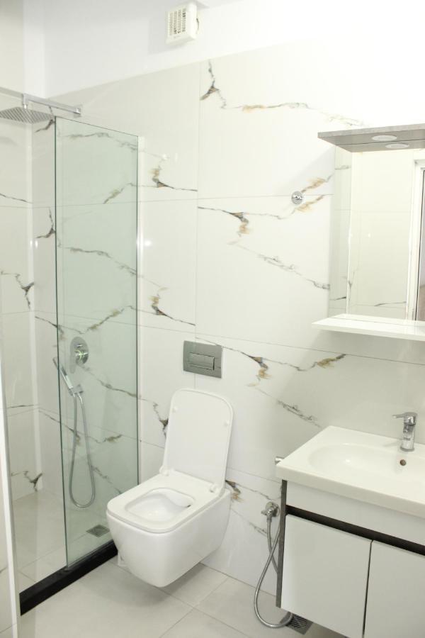 Leva'S Apartments ซารานเดอ ภายนอก รูปภาพ