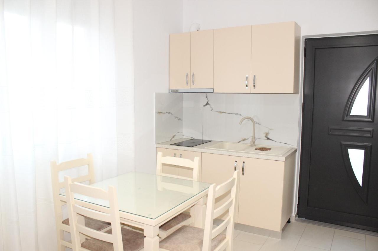 Leva'S Apartments ซารานเดอ ภายนอก รูปภาพ